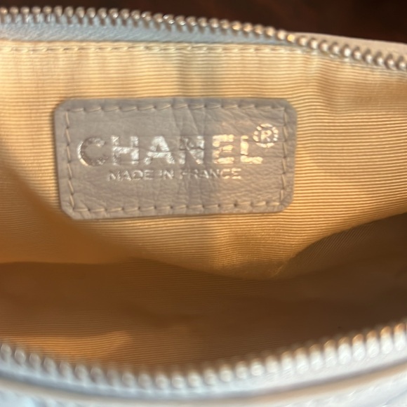 CHANEL Chocolate Bar COCO Mark Cylindrical Pouch Powder Blue - Picture 7 of 9